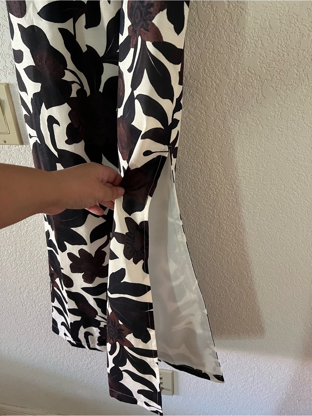 Commense Backless Brown & Cream Print Split Zipper Dress NWT - Picture 5 of 7